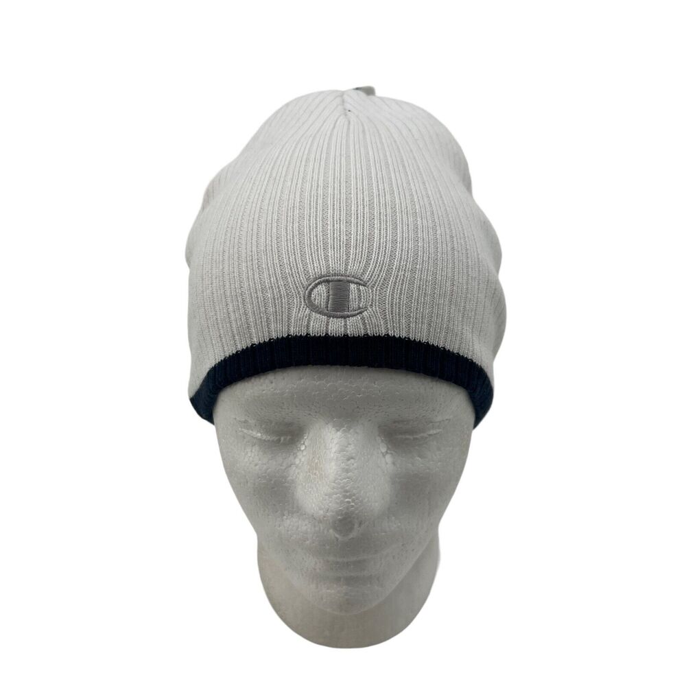 Champion Beanie Youth OSFM One Size White Soft Warm Winter Knitted Snow Hat